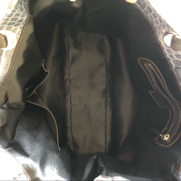 Fiore Italy Womens Blue Leather Croc Embossed Large Leather Adjustable Bag - Picture 13 of 16